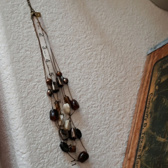 Beaded Necklace - Picture 6 of 7